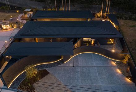 River Sea Villa