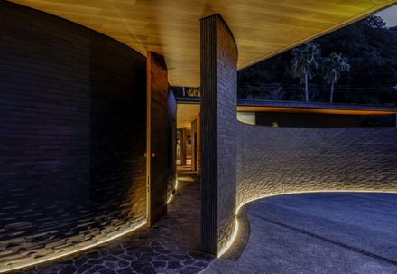 River Sea Villa