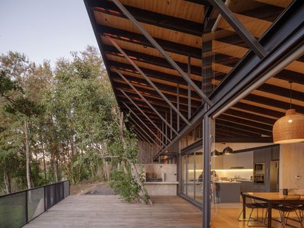Miradores House