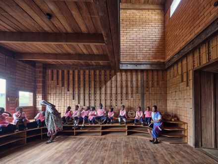 African Flow Kindergarten