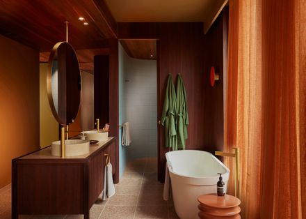Melbourne Place Hotel