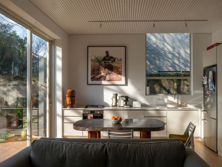 Two Sides House