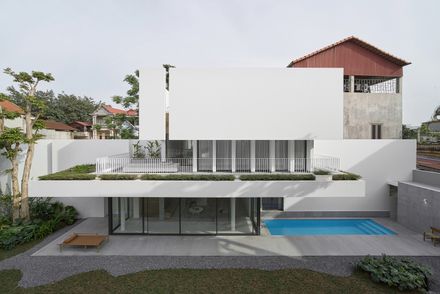 DOM House