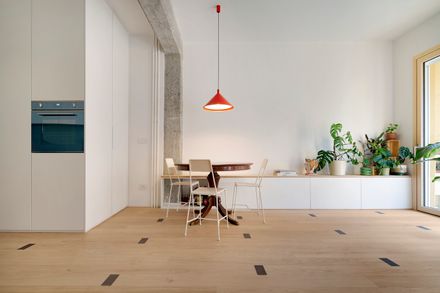 Casa B . V