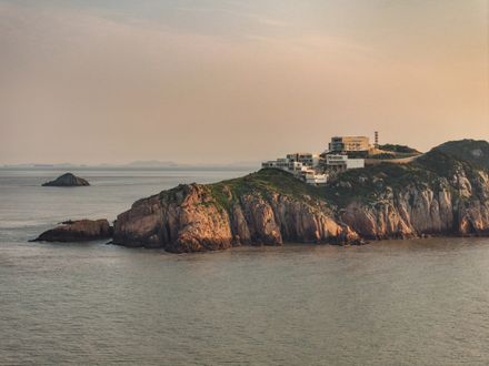 Lost Villa · Huanglong Island Lighthouse Hotel