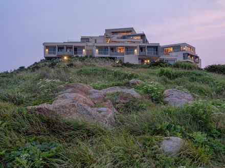 Lost Villa · Huanglong Island Lighthouse Hotel