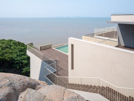 Lost Villa · Huanglong Island Lighthouse Hotel