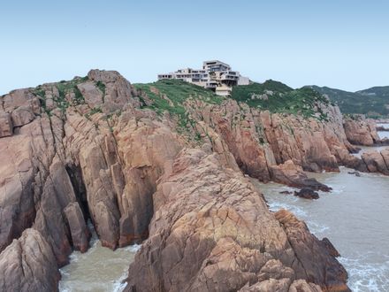 Lost Villa · Huanglong Island Lighthouse Hotel