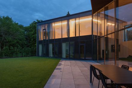 Lekeciu House