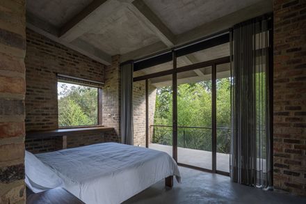 Nola Cabin