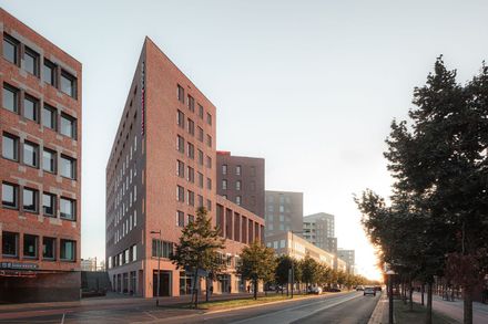 5Tracks Mixed-use District