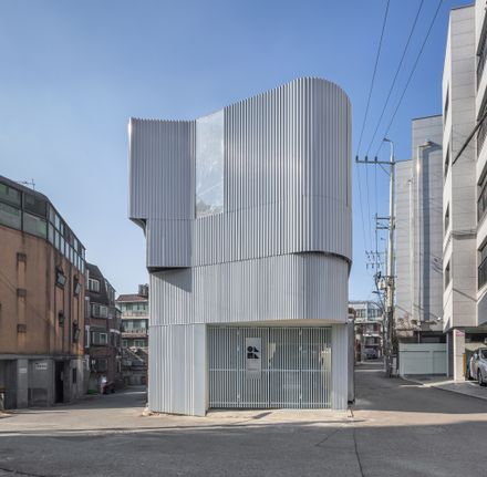 One House 2