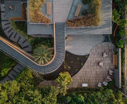 Link House