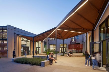Walker Hall Graduate Student Center