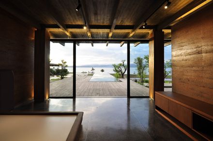Omah Tanah House