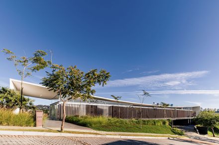 Linho House
