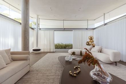 Linho House