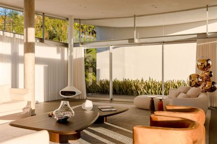 Linho House
