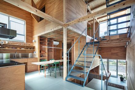 Chigasaki House