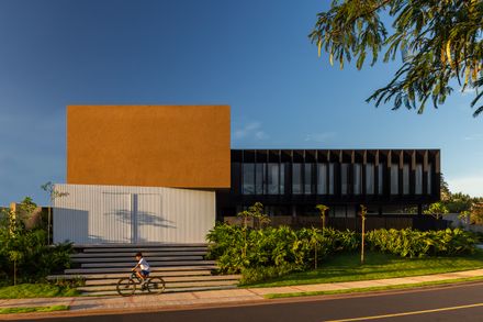Buritis House