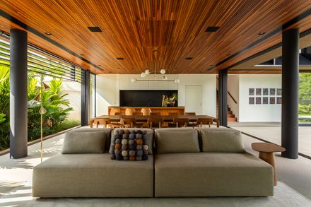Buritis House