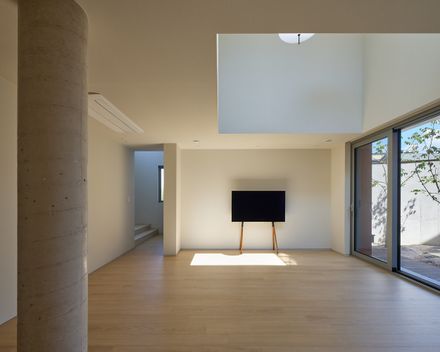 C104-9 House