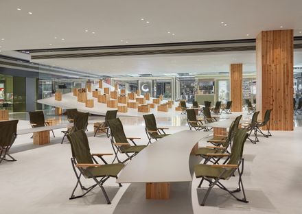 Snow Peak Matro Department Store