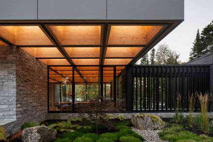 The House Of La Baie De L’ours