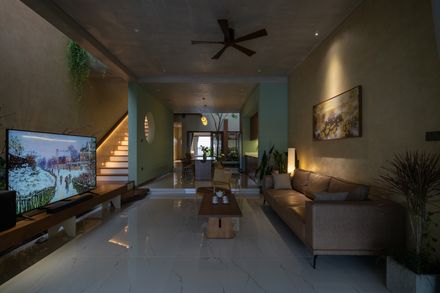 Aunt Four’s House