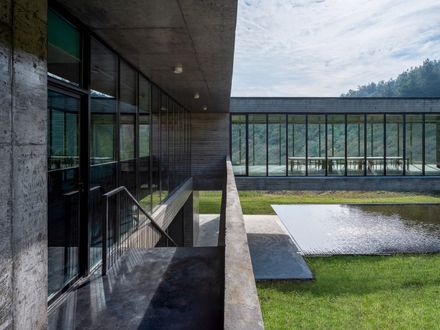 Wudang Mountain Visitor Center
