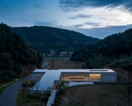 Wudang Mountain Visitor Center
