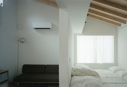 Overlap House