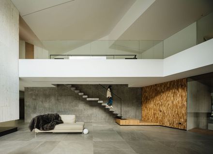 Villa W