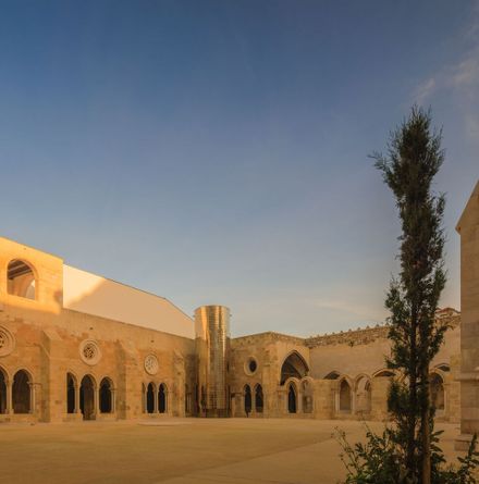 Restoration And Enhancement Of The Patriarchal Cathedral Of Lisbon, Installation Of The Archaeological Center, And Restoration Of The Upper And Lower Cloisters