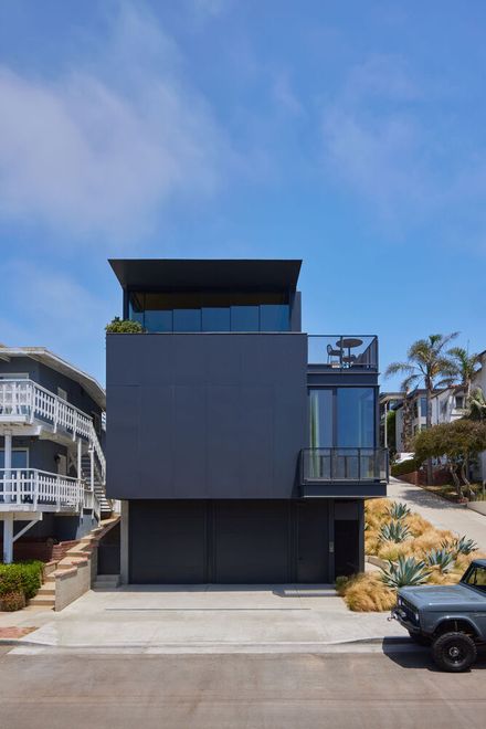 Manhattan Beach Residence