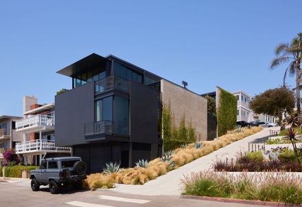 Manhattan Beach Residence