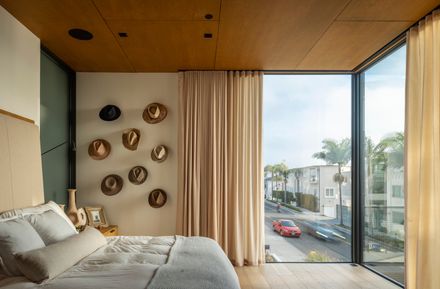 Manhattan Beach Residence