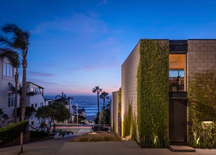 Manhattan Beach Residence