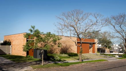 House Aura