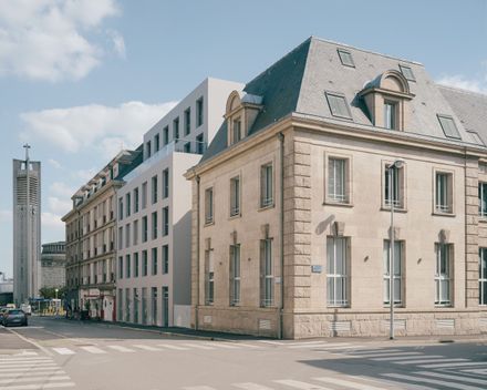 19 Collective Housing Units