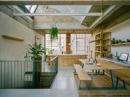 Earthrise Studio