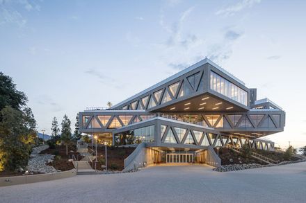 Claremont McKenna College Robert Day Sciences Center