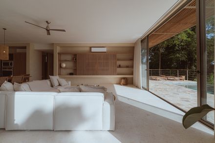 House Solomia