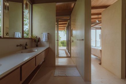 House Solomia