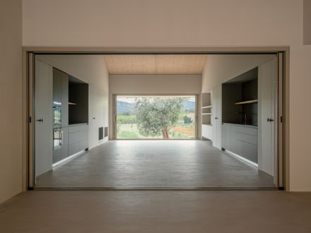 House EF