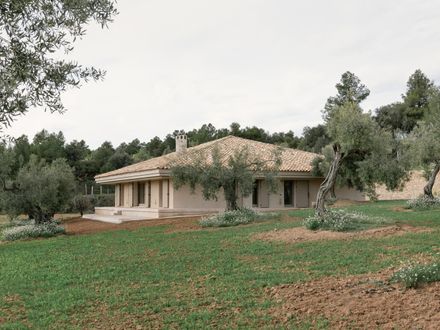 House EF
