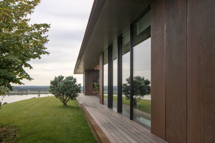 House In The Slope