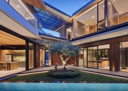 Atarashii House