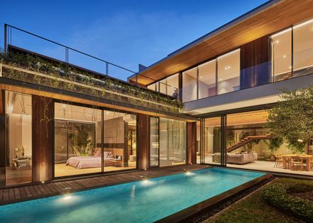 Atarashii House