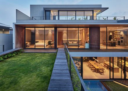 Atarashii House